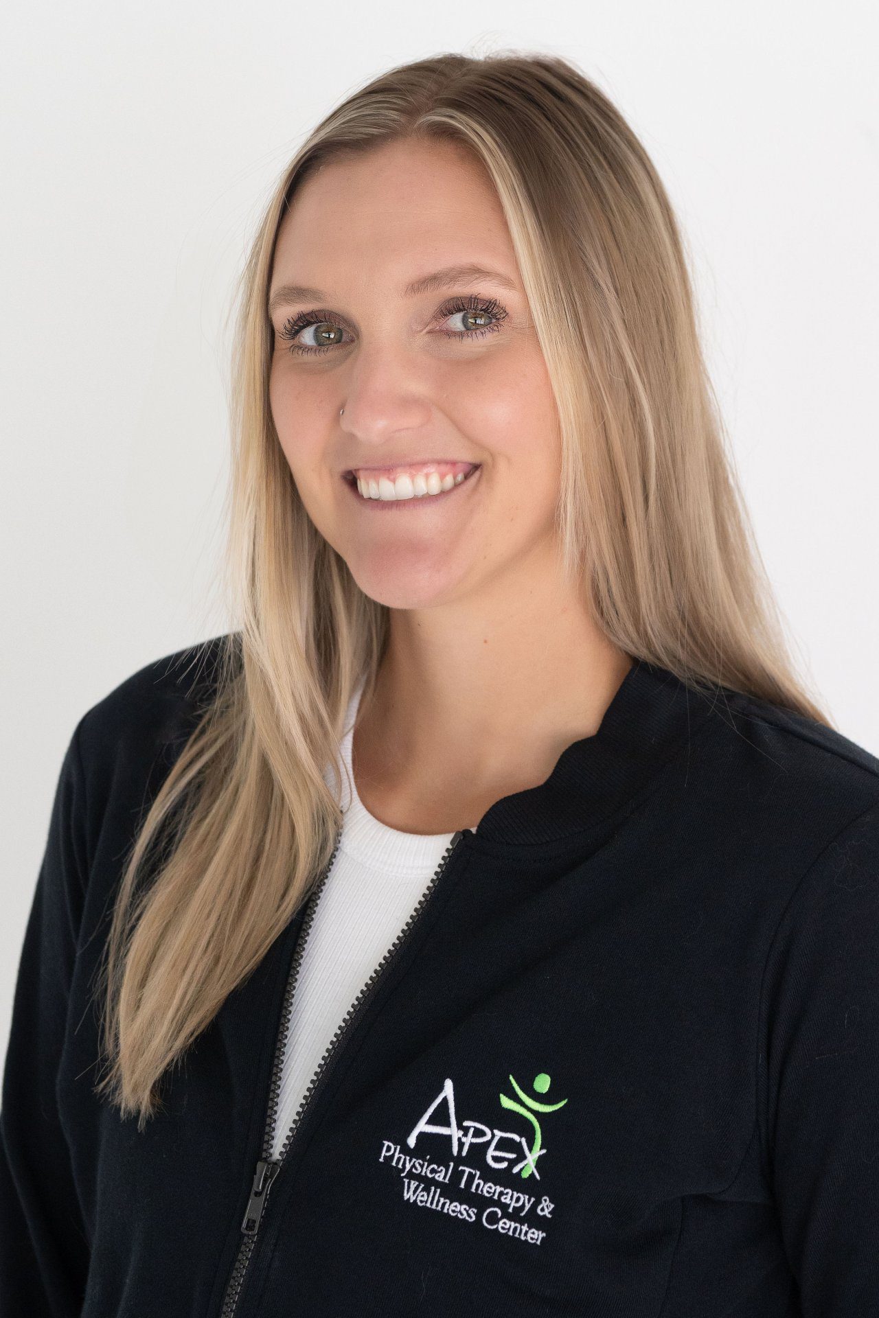 Kayla Scott Headshot